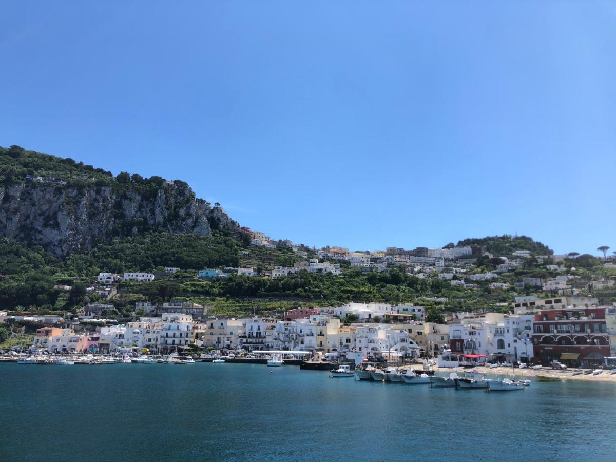 Ferienwohnung La Baia Di Napoli Capri Exterior foto