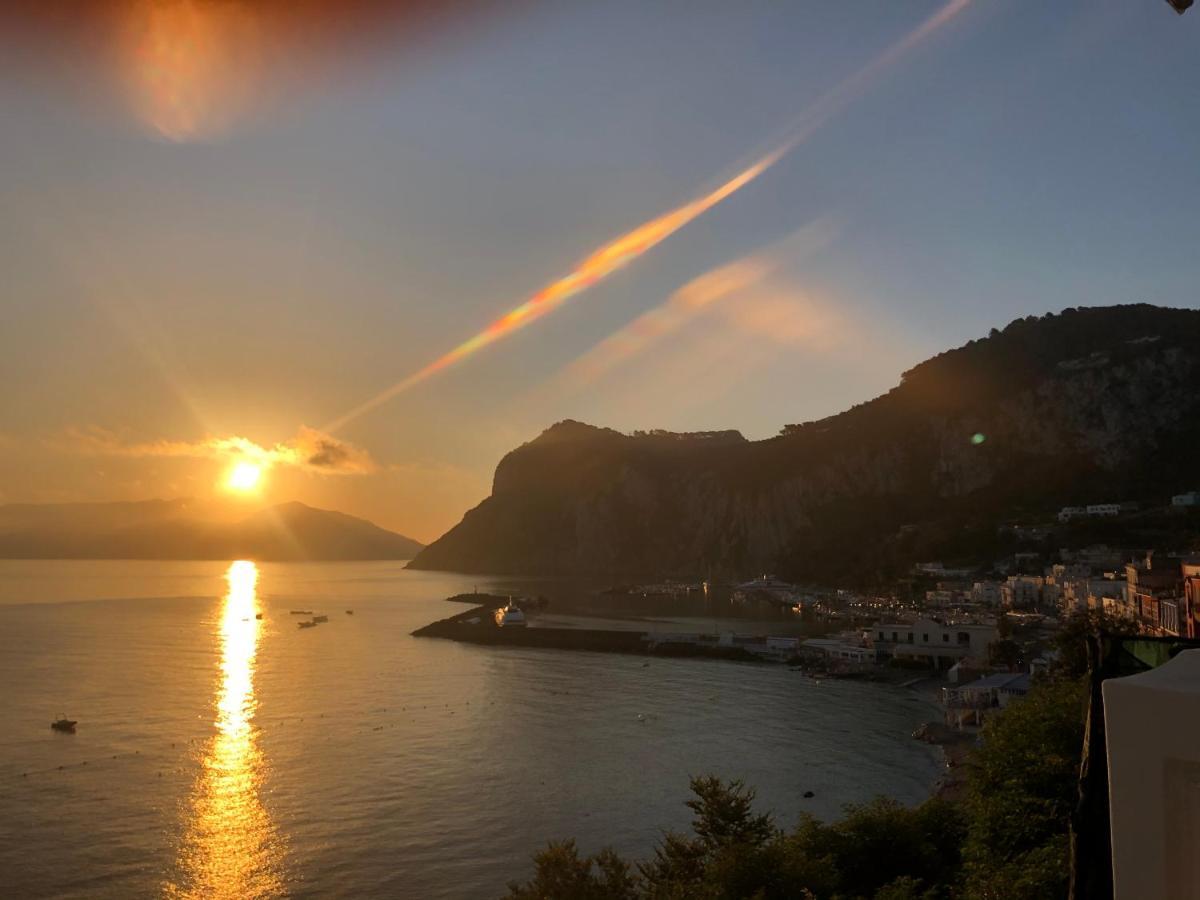 Ferienwohnung La Baia Di Napoli Capri Exterior foto