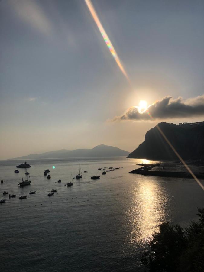Ferienwohnung La Baia Di Napoli Capri Exterior foto