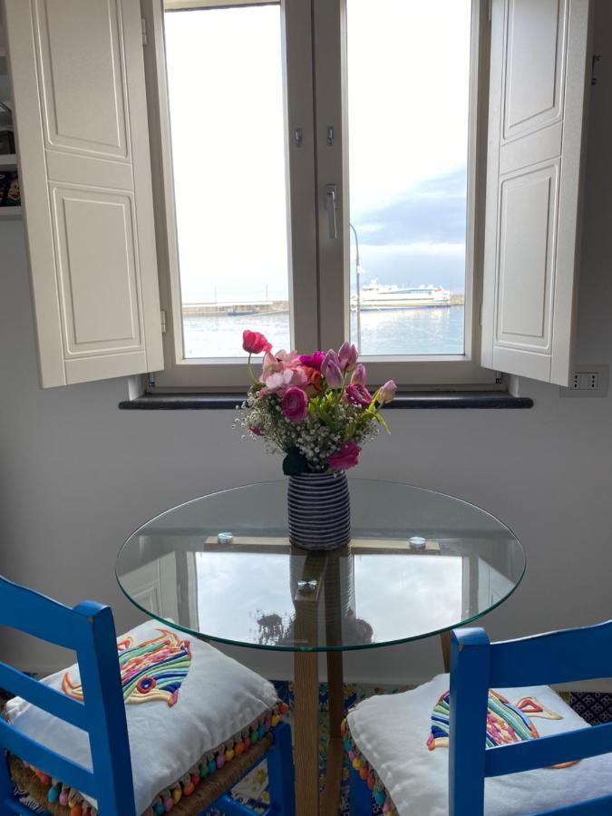 Ferienwohnung La Baia Di Napoli Capri Exterior foto